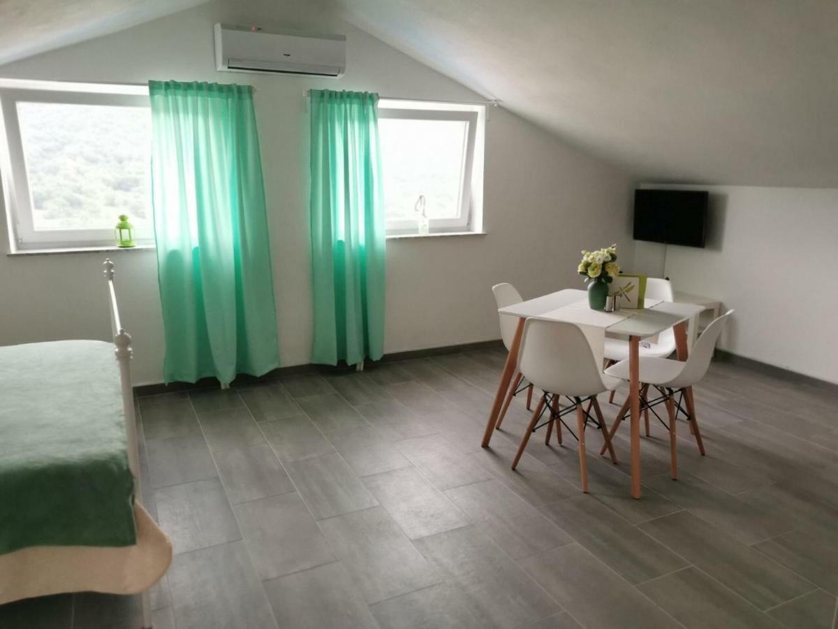 Vila Zdenka Novi Vinodolski Luaran gambar