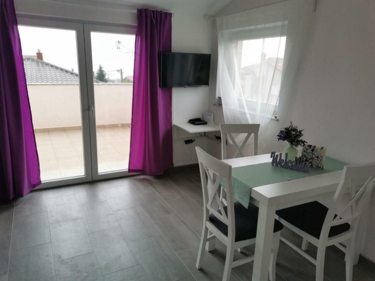 Vila Zdenka Novi Vinodolski Luaran gambar