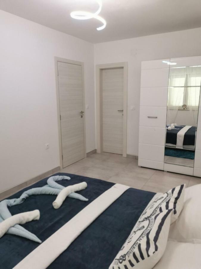 Vila Zdenka Novi Vinodolski Luaran gambar